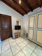 Li Suari Club Village