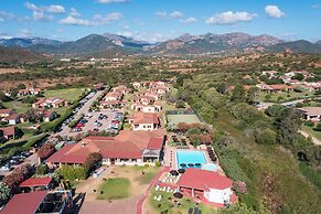 Li Suari Club Village
