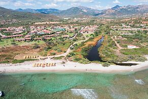 Li Suari Club Village