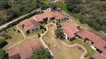 Li Suari Club Village