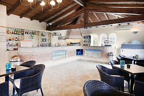 Li Suari Club Village