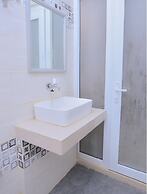 Super OYO Capital O 2018 Ring Road Guest House Syariah