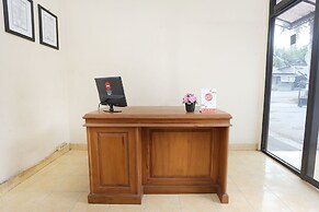 Super OYO 1959 Penginapan Kepurun Pawana Indonesia