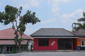 Super OYO 1959 Penginapan Kepurun Pawana Indonesia