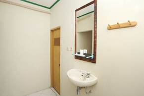 Super OYO 1959 Penginapan Kepurun Pawana Indonesia