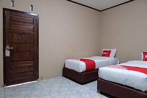OYO 1851 Homestay Joss