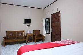 OYO 1851 Homestay Joss