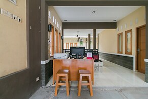 OYO 1982 Golf Papa Costel