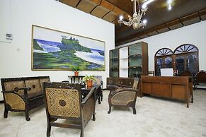 OYO 2004 Penginapan Bidara Syariah