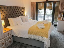 Repton @ Engine Shed