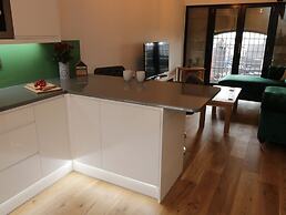 Repton @ Engine Shed