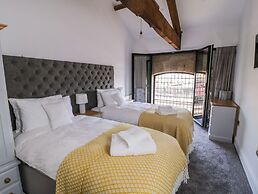 Repton @ Engine Shed