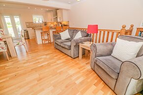 2 Riverside Cottages