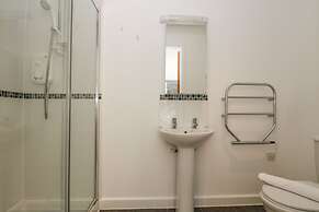 Sea Breeze 17 Gannel