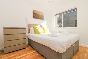 Sea Breeze 17 Gannel