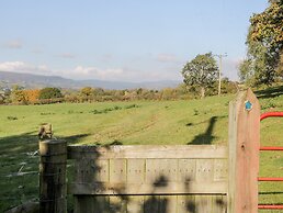 Woodside Barn