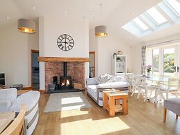 Mandarin Cottage