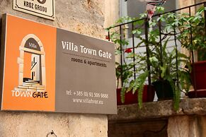 Rooms & Apartments Villa Town Gate