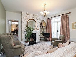 20A St Hilda's