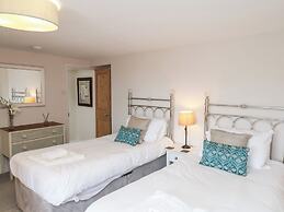 20A St Hilda's