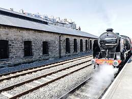 Olton Hall @ Engine Shed