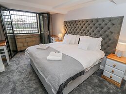 Blue Peter @ Engine Shed