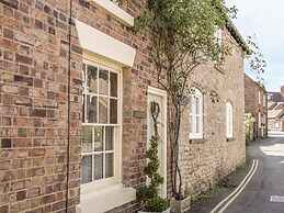 Queens Cottage