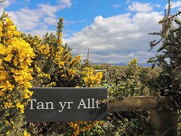 Tan Yr Allt