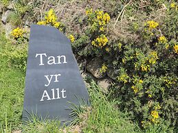 Tan Yr Allt