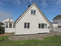 Crows Nest - Rhosneigr