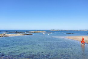 Crows Nest - Rhosneigr