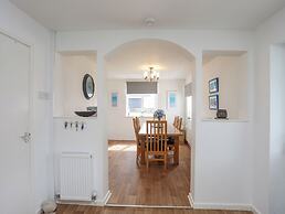 Crows Nest - Rhosneigr