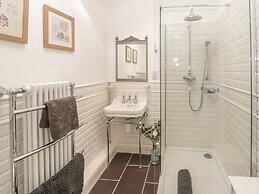 Bryn Derwen Coach House