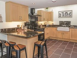 Bryn Derwen Coach House