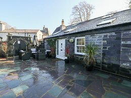 Bryn Derwen Coach House