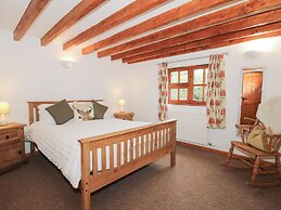 Old Hall Barn 3