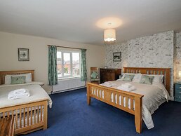 The Manor House at Kenwick Lodge