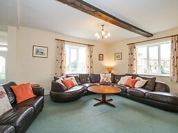 The Manor House at Kenwick Lodge