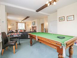 The Manor House at Kenwick Lodge