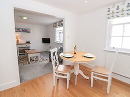 Apartment 2 @ 22 Foss Street