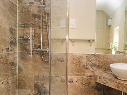 Stakesby House Apartment 3