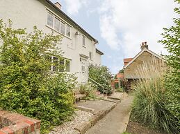 Stakesby House Apartment 3