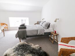 Whitehall Farm Cottage