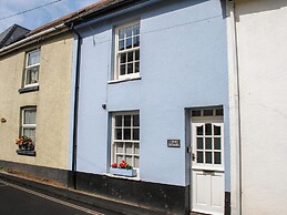 2 Court Cottages