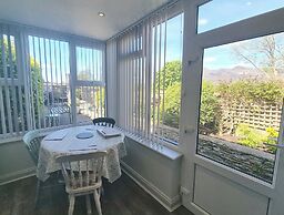 Moelwyn View Cottage