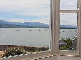 Gadlys House - Waters Edge