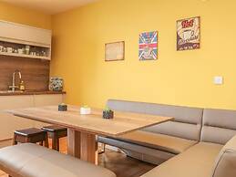 Gadlys House - Waters Edge