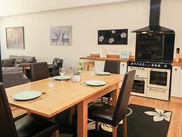 Wye Apartment, Litton Mill