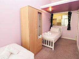 Wye Apartment, Litton Mill