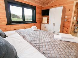 Bryn Eiddon Log Cabin